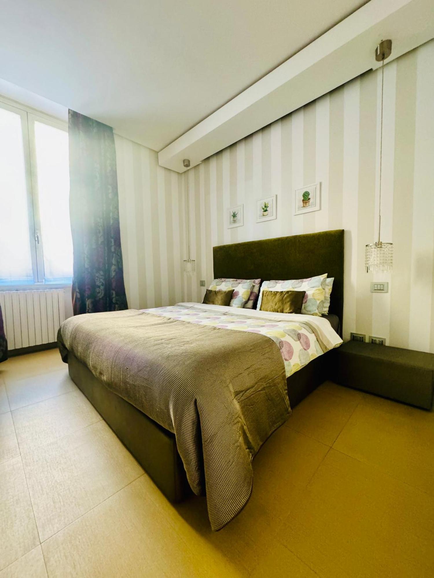 Interno 5 B&B Рим Екстериор снимка