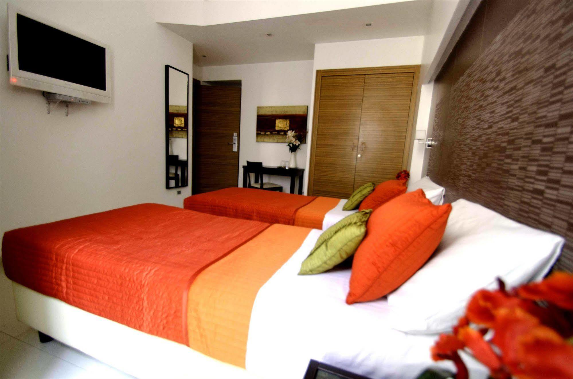 Interno 5 B&B Рим Екстериор снимка
